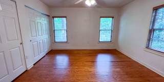 2BR/2BR Near Law School - Available Early August! Gallery 23