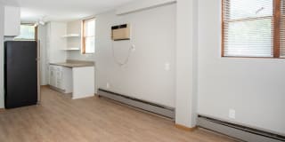 South Highland Apartments Gallery 12