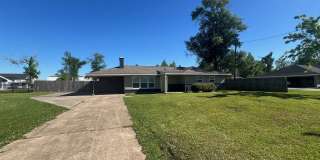 Adorable completely remodeled home for lease Gallery 1