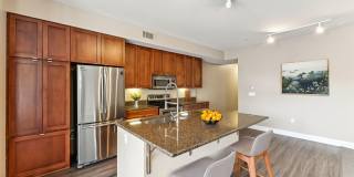 Crocker Park Living Gallery 25