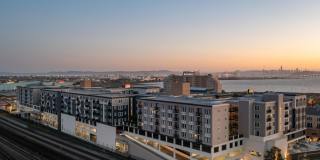 Bay House Emeryville Gallery 26