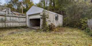 302 Mathews Ave Gallery 21
