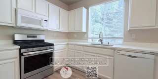 Beautiful 3 bedroom home nestled in cozy Brentwood neighborhood! Gallery 12