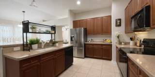 4182 VICTORIA LAKES Drive W Gallery 10