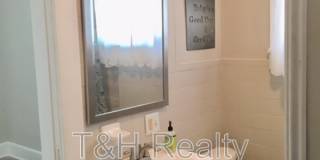 4069 Graceland Avenue Gallery 21