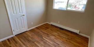 6bd/2ba Home with Bonus Room & Detached Garage Gallery 10