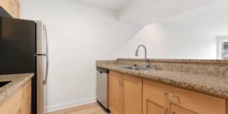 Avia Apartments on Pike Gallery 51
