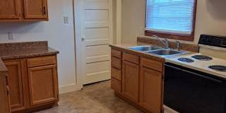 3 BR House Near North Side High School Gallery 6