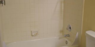 1200 E River Road Gallery 13