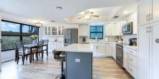 1914 SE 40th Terrace unit: 105 Gallery 1