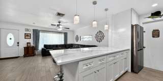 407 Highwood Circle Gallery 8