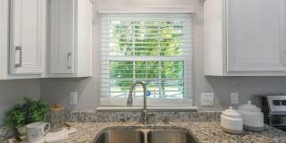 Beautiful end unit in sought-after Nashboro Village Beautiful end unit in sought-after Nashboro Village Gallery 10