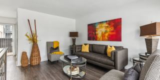 Vintage at 18th Street Gallery 65