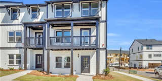 423 Lincoln Street Gallery 1