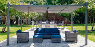 Royal Pointe Gallery 3