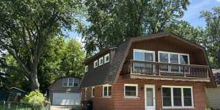 103 N Greenfield Avenue Gallery 1