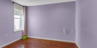 1933 PARRISH Street Gallery 18