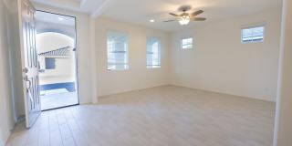 8437 W Medlock Drive Gallery 5