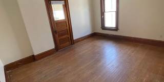 Large Brick 7 bedroom home Gallery 22