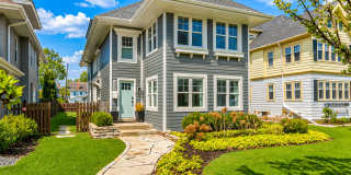 4445 N Frederick Ave Gallery 1