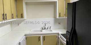 6061 N Falls Cir Dr Gallery 1