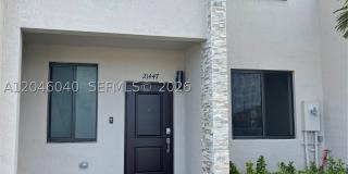 21447 NE 2nd Pl Gallery 1