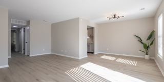 Hunter's Pond Apartments Gallery 17