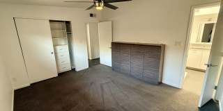 3702 E Paradise Drive Gallery 9