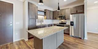 Edison at Woodbury Gallery 28