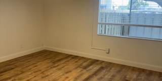1550 NE 13th Terrace Gallery 21