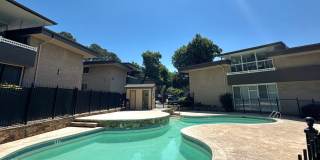 Spacious Condo in Prime Sandy Springs Location – Gated Community with Pool! Gallery 15