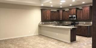 1513 Club Dr Gallery 5