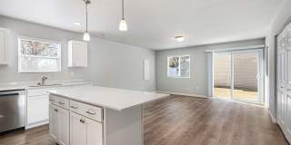 390 Catherine Avenue Gallery 21