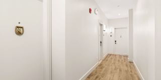 1810 North Wells Street Gallery 12