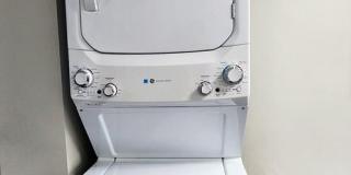 Brand new rehab luxury coach house in Albany Park Gallery 15