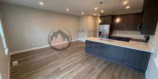 1329/1331 #2023-LL765 Gallery 18