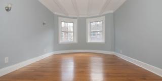 Bright and beautifully renovated 4-bed/1.5 bath in Allston! Gallery 5