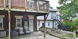 4 Bedroom North Campus Newly Remodeled House with 2 Decks and Patio Gallery 36