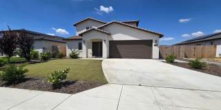 1837 Walnut Drive - House in Arvin, CA. Gallery 1