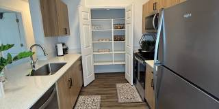 The Crest at Skyline Now offering up to 8 weeks FREE rent! Call today to schedule your tour: (480) 390-5392 Gallery 4