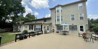 20 Coffey Lane Gallery 1