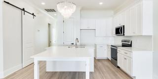 New Construction Upscale Single Story Townhome in Gated Community Gallery 45