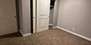Emerald Place Apartments Gallery 1