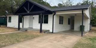 2 bedroom 1 bath freshly remodeled home located in Mineral Wells! Gallery 1