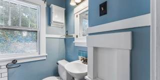 Charming 3-Bedroom Home Near Fontenelle Park Gallery 19
