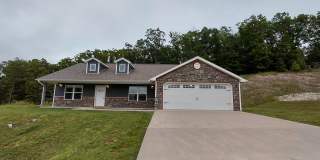 Beautiful home close to post Gallery 1