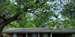 Gorgeous..Remodeled ! Gallery 1