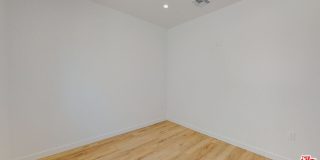 16012 Cantlay St Gallery 22