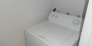 Convenient 1st Floor Condo in Gated Community with Pool Gallery 8