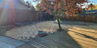 3 Bed/2 Bath Single Level Home near Parks and Schools - Daggett Lane Gallery 17